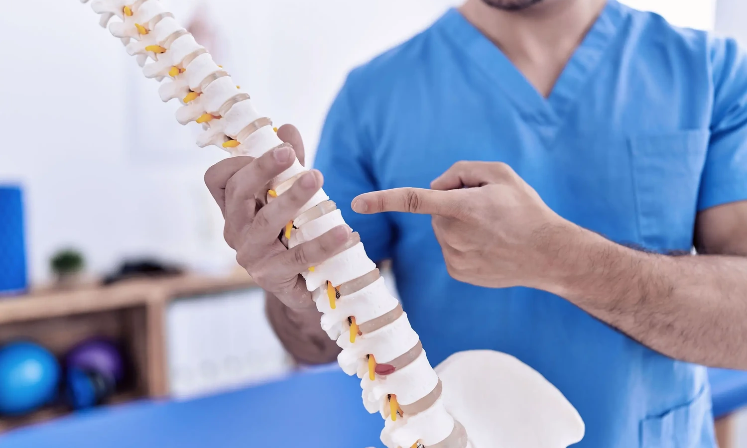 QUE ES LA SUBLUXACIÓN VERTEBRAL