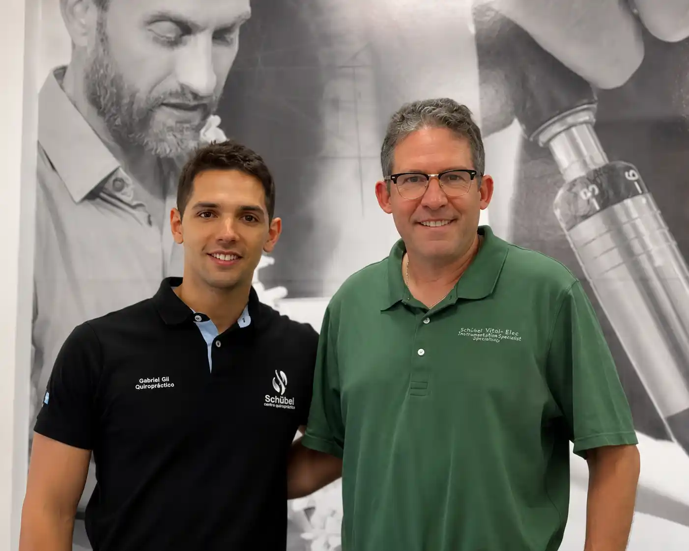 Kiler Steivel con el Dr. Liam Schubel